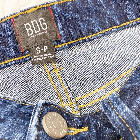 Urban Outfitters BDG Dark Wash Distressed Asymmetric Denim Mini Skirt S - Picture 8 of 9